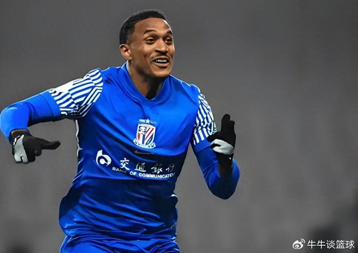 星空体育公司-申花归化前锋正式租借离队，曾在二队打入25球，未来将挑大梁|上海申花|王汉龙|毛彪|定南赣联|斯洛文尼亚_新浪体育_新浪新闻